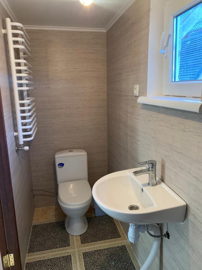 Вуличок Apartment คาเมียเนตส์-โปดิลสกี ภายนอก รูปภาพ